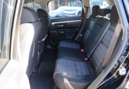 2017 Honda CR-V - Image 29