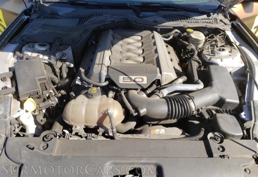 2015 Ford Mustang - Image 8