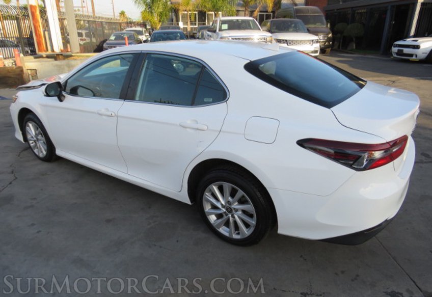 2021 Toyota Camry - Image 7