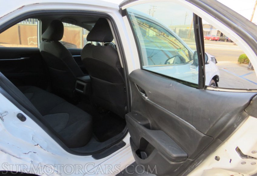 2021 Toyota Camry - Image 22