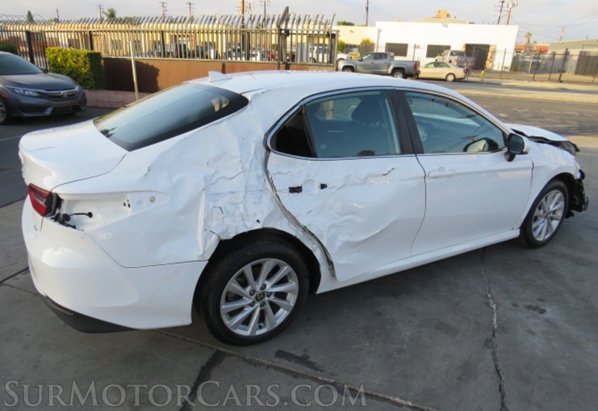 2021 Toyota Camry - Image 8