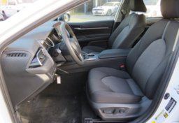 2021 Toyota Camry - Image 25