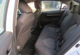 2021 Toyota Camry - Image 29