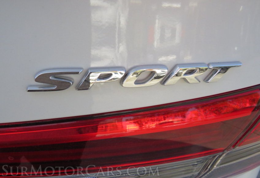 2022 Honda Civic Sedan - Image 17