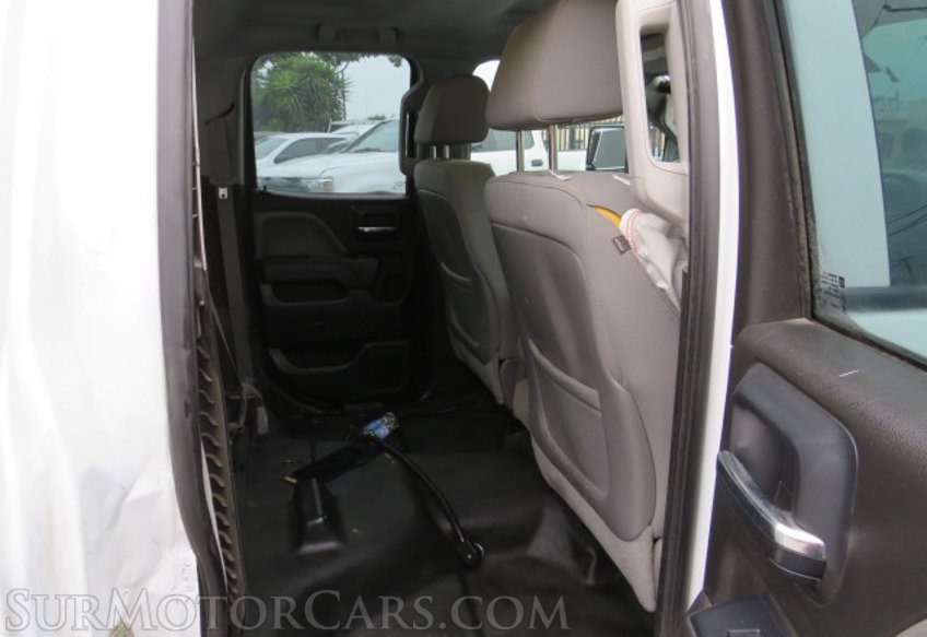 2015 Chevrolet Silverado 2500HD - Image 34