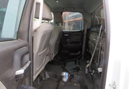 2015 Chevrolet Silverado 2500HD - Image 33