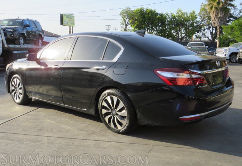 2017 Honda Accord Hybrid - Image 6