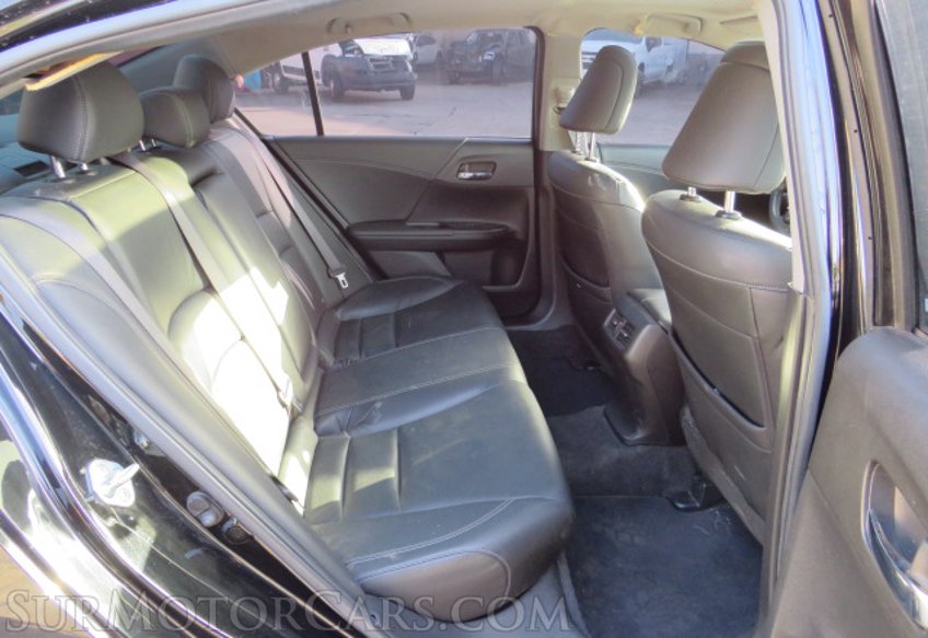 2017 Honda Accord Hybrid - Image 30