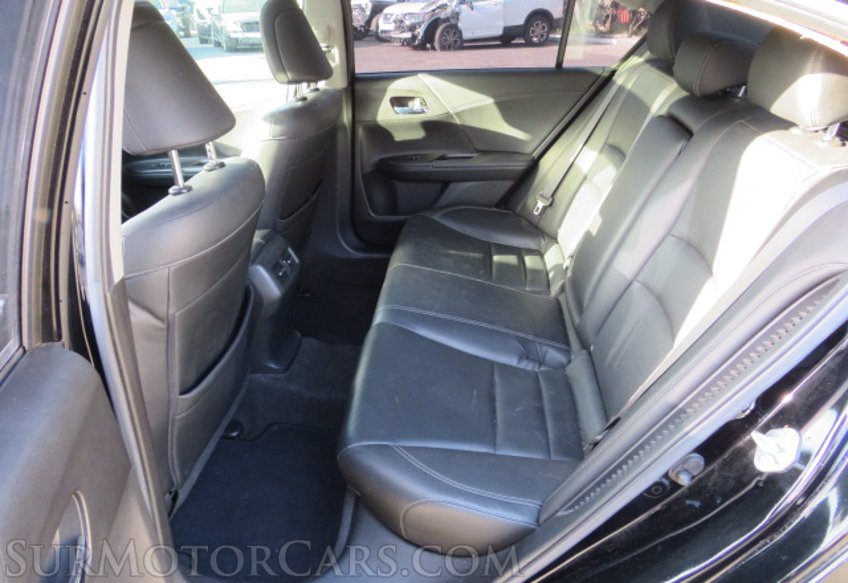 2017 Honda Accord Hybrid - Image 29