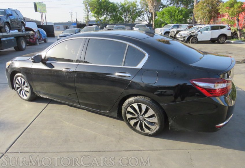 2017 Honda Accord Hybrid - Image 8