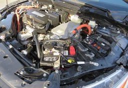 2017 Honda Accord Hybrid - Image 47