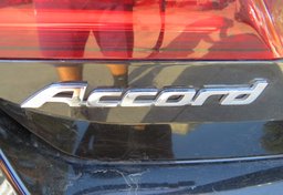 2017 Honda Accord Hybrid - Image 20