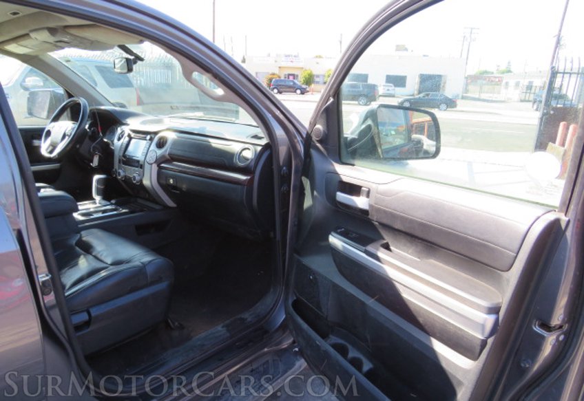 2016 Toyota Tundra 4WD Truck - Image 25