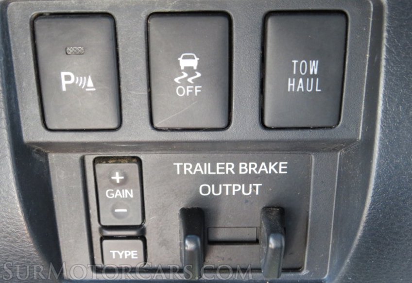 2016 Toyota Tundra 4WD Truck - Image 43