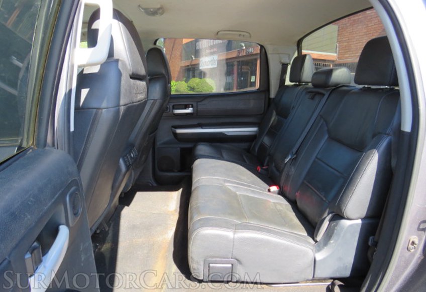 2016 Toyota Tundra 4WD Truck - Image 30