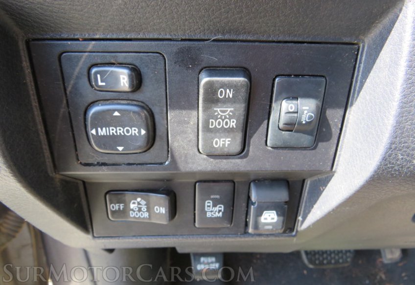 2016 Toyota Tundra 4WD Truck - Image 42