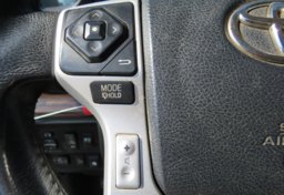 2016 Toyota Tundra 4WD Truck - Image 36