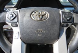 2016 Toyota Tundra 4WD Truck - Image 35