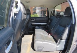 2016 Toyota Tundra 4WD Truck - Image 30