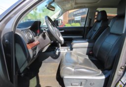 2016 Toyota Tundra 4WD Truck - Image 22