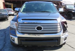 2016 Toyota Tundra 4WD Truck - Image 11