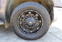 2016 Toyota Tundra 4WD Truck - Image 16