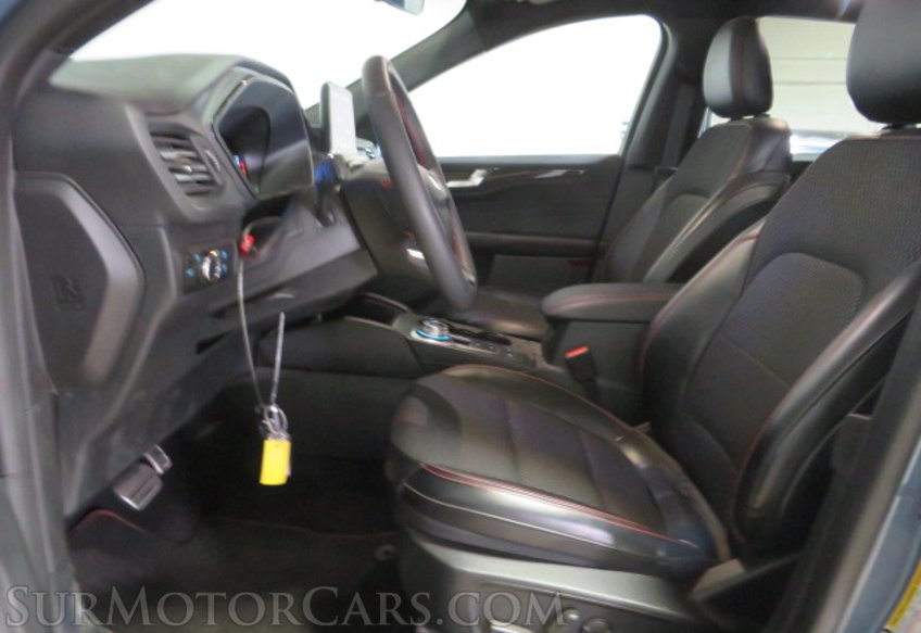 2023 Ford Escape - Image 27