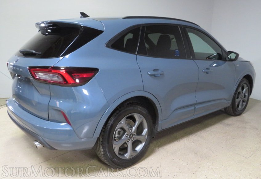 2023 Ford Escape - Image 7