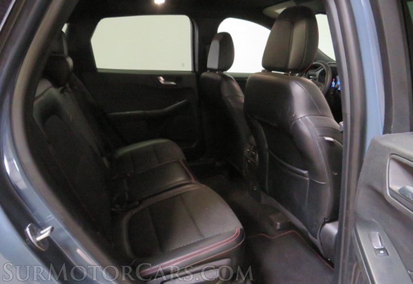 2023 Ford Escape - Image 30