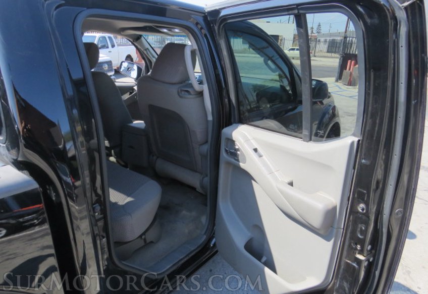 2014 Nissan Frontier - Image 25