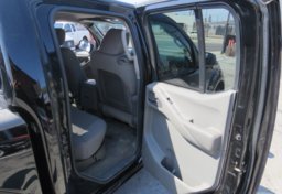 2014 Nissan Frontier - Image 25