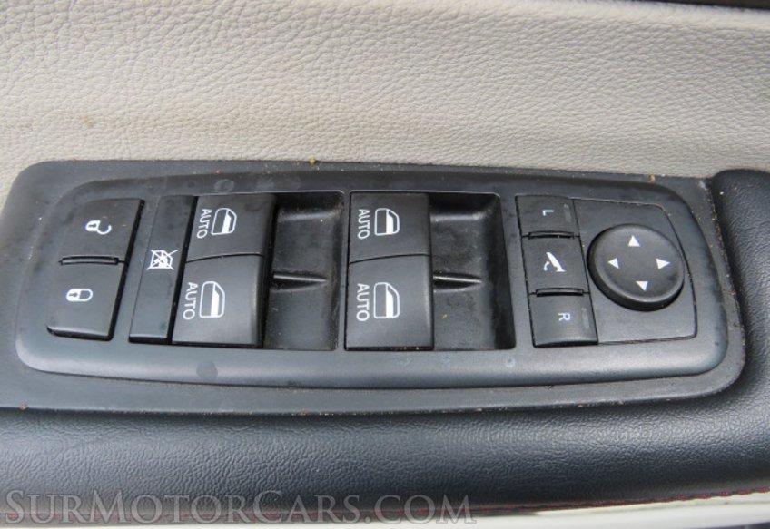 2017 Chrysler Pacifica - Image 51