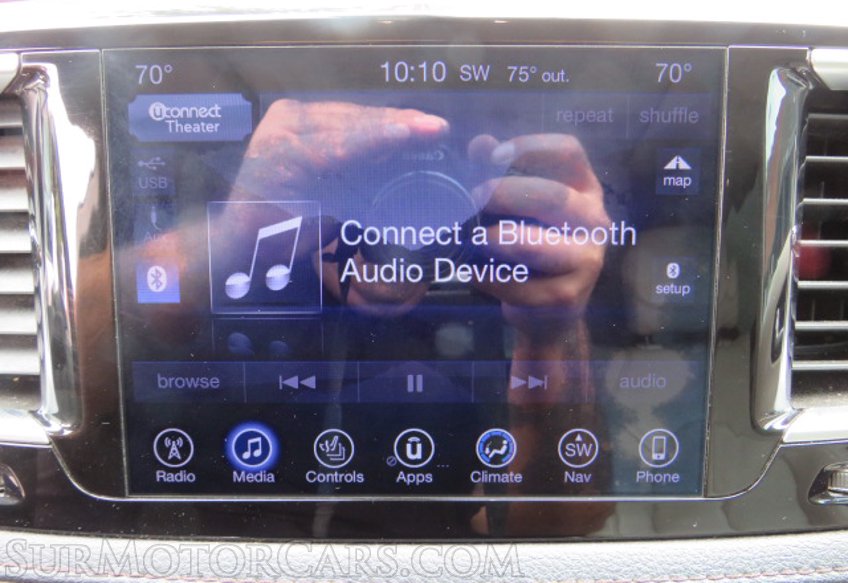 2017 Chrysler Pacifica - Image 45