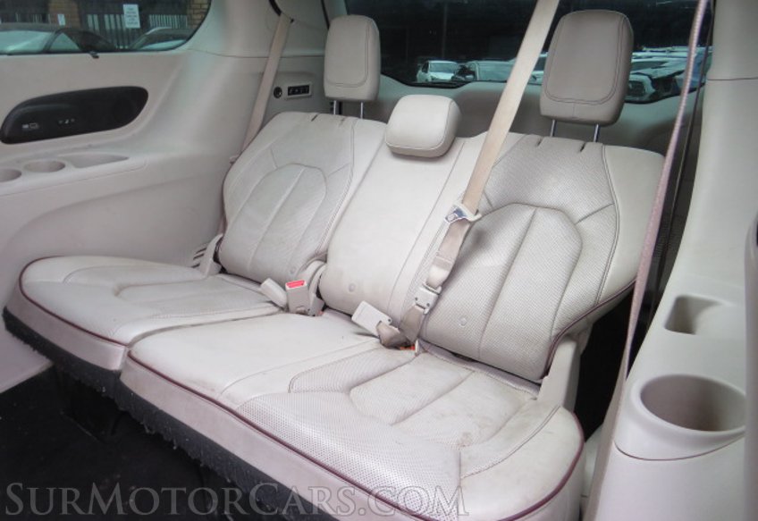 2017 Chrysler Pacifica - Image 36