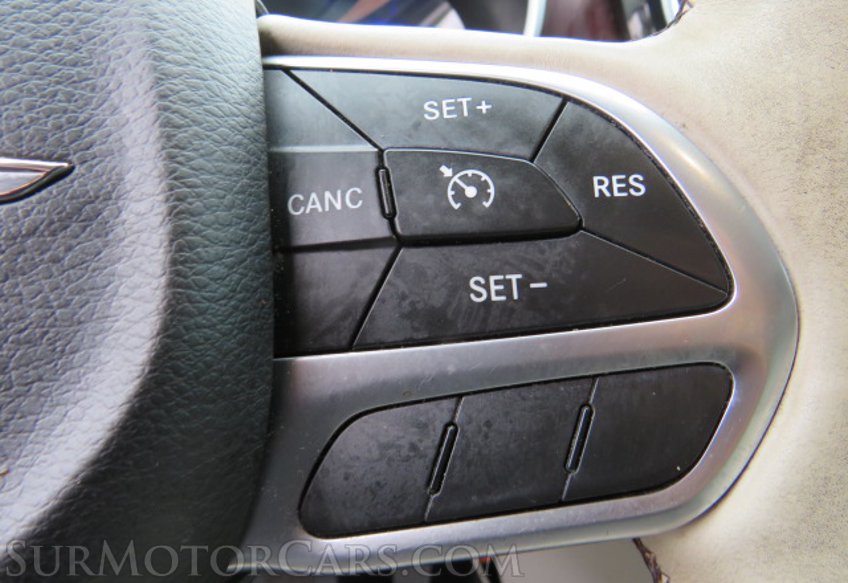 2017 Chrysler Pacifica - Image 39