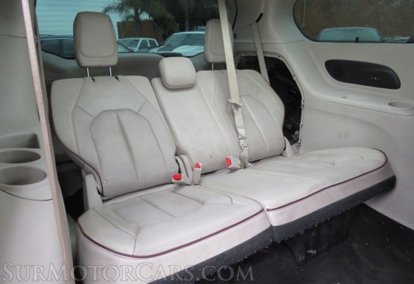 2017 Chrysler Pacifica - Image 34