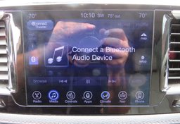 2017 Chrysler Pacifica - Image 45