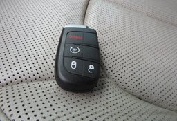 2017 Chrysler Pacifica - Image 43