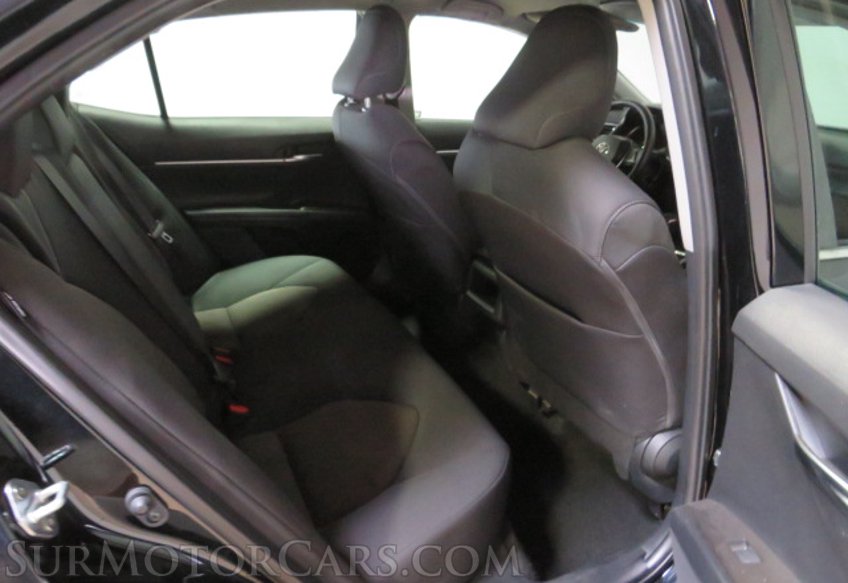 2023 Toyota Camry - Image 25