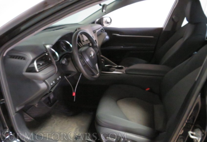 2023 Toyota Camry - Image 30