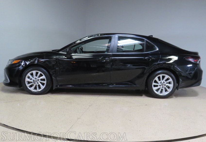 2023 Toyota Camry - Image 6