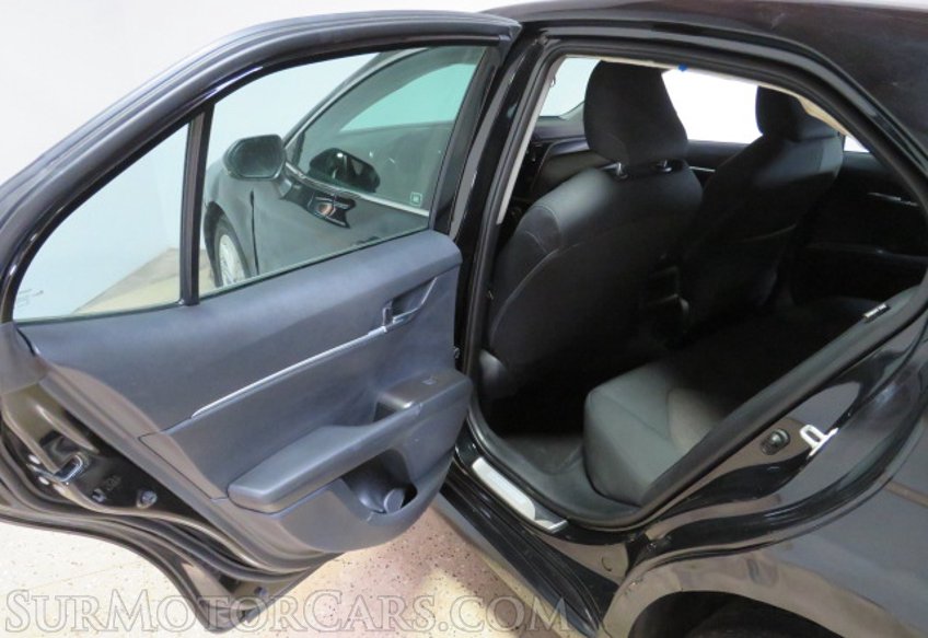 2023 Toyota Camry - Image 21