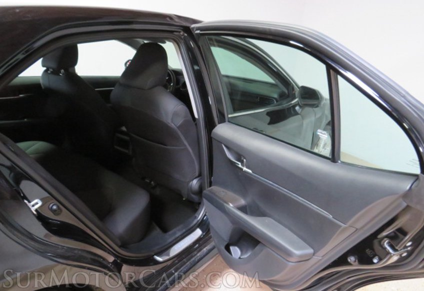 2023 Toyota Camry - Image 22