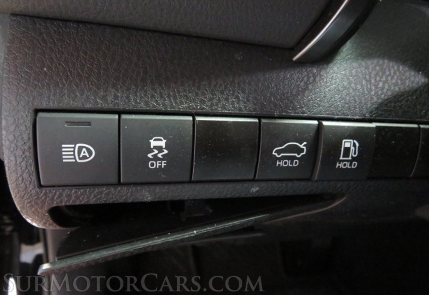 2023 Toyota Camry - Image 31