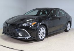 2023 Toyota Camry - Image 4
