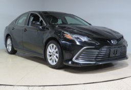 2023 Toyota Camry - Image 3