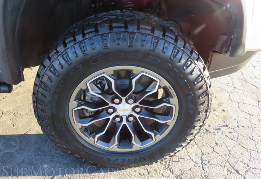 2021 Chevrolet Colorado - Image 28