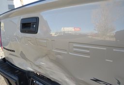 2021 Chevrolet Colorado - Image 25