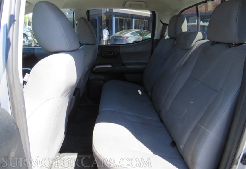 2017 Toyota Tacoma - Image 31