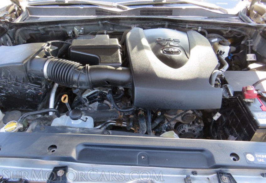 2017 Toyota Tacoma - Image 44